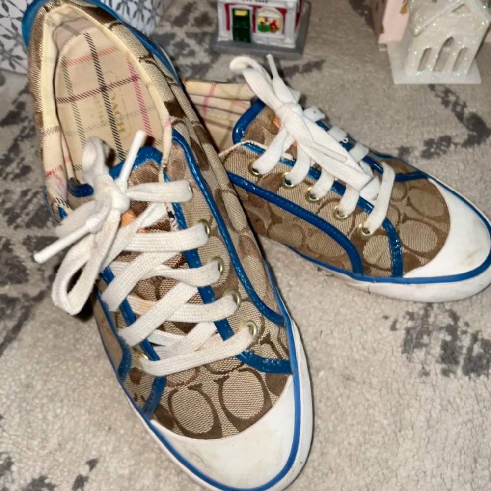 Coach shoes